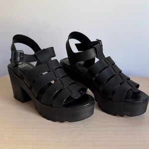 BP Black Platform Sandals